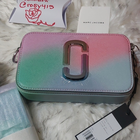 💥RARE🌈Marc Jacobs SNAPSHOT AIRBRUSH 2.0 CAMERA BAG RAINBOW PASTEL CROSSBODY BAG - Picture 14 of 16